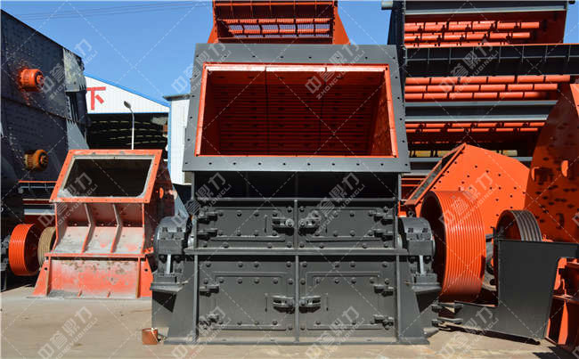 打米石什么破碎機(jī)好